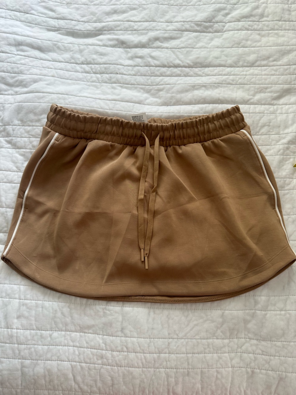 All in Motion Tan Athletic Running Shorts White Piping Size Medium